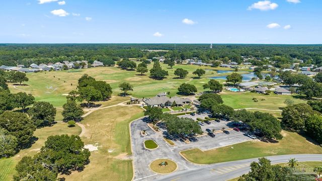 3306 Prestwick Dr, North Pace, FL 32571