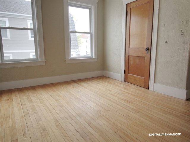 35 Windham Street, Worcester, MA 01610