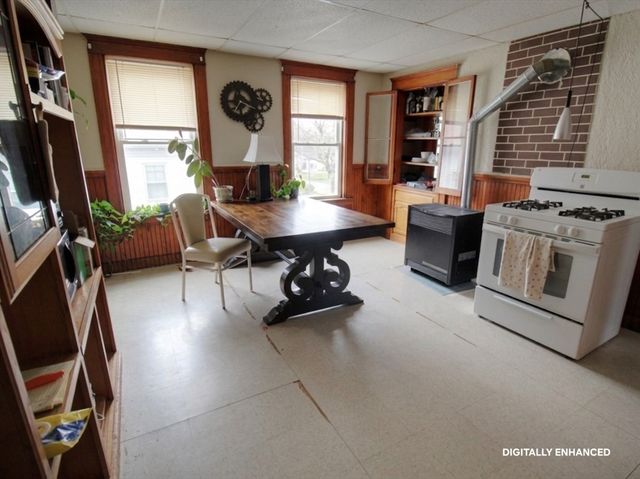 35 Windham Street, Worcester, MA 01610
