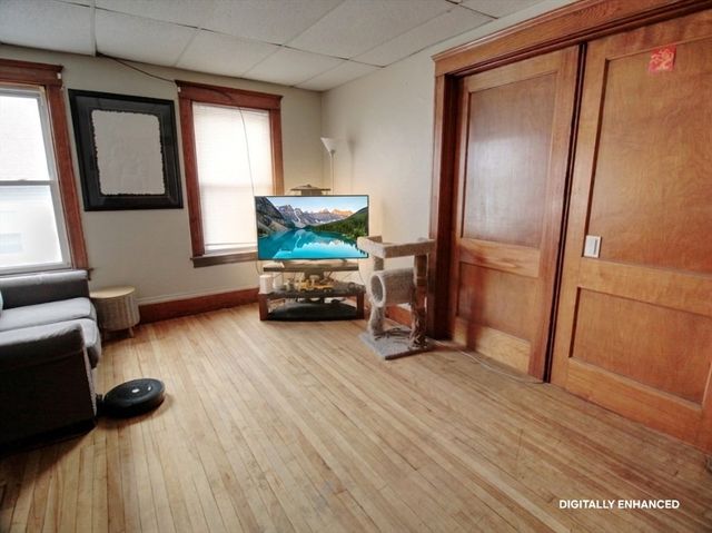 35 Windham Street, Worcester, MA 01610