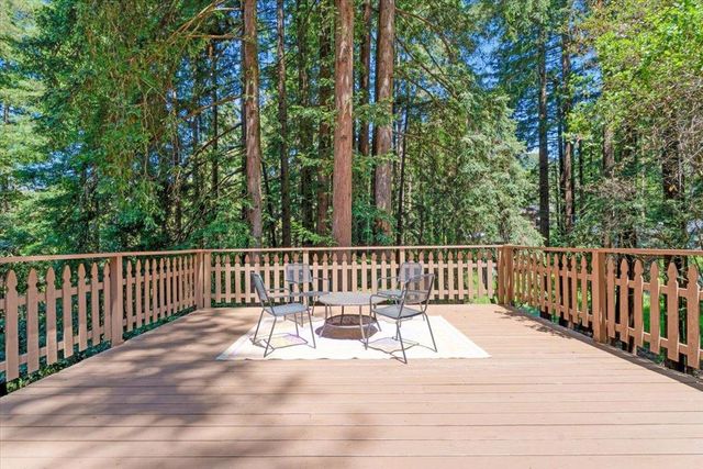 2515 Redwood Drive, Aptos, CA 95003