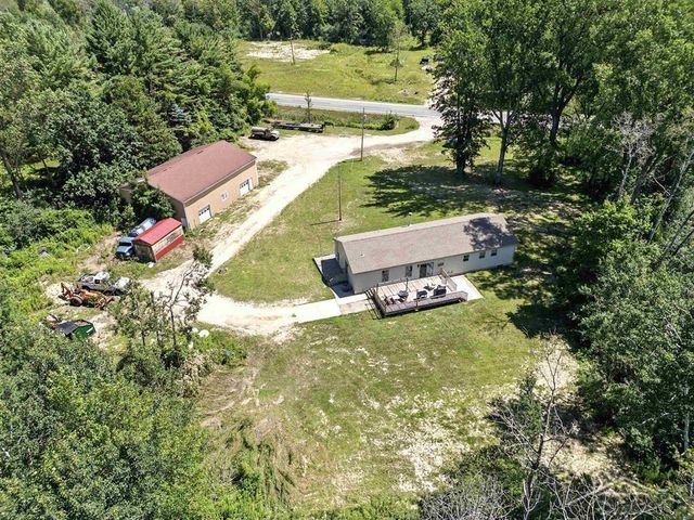 2310 S Meridian Road, Porter Twp, MI 48640