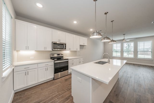 9553 Thorncrown Lane, Fort Worth, TX 76179