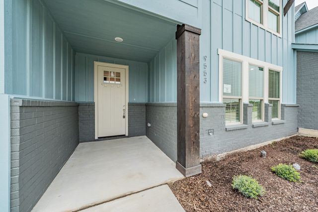 9553 Thorncrown Lane, Fort Worth, TX 76179