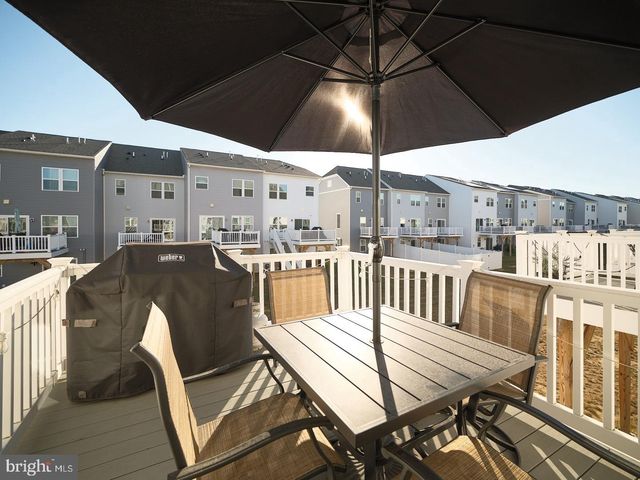 39 ORTIZ DR, Pennsauken, NJ 08110