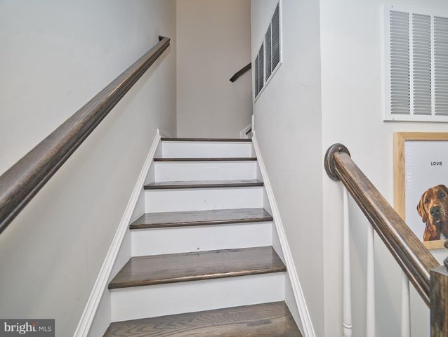 39 ORTIZ DR, Pennsauken, NJ 08110