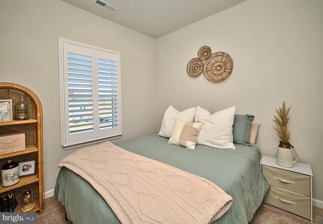 39 ORTIZ DR, Pennsauken, NJ 08110