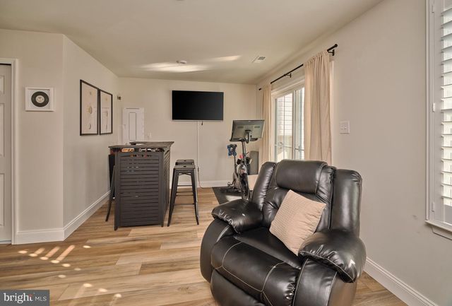 39 ORTIZ DR, Pennsauken, NJ 08110