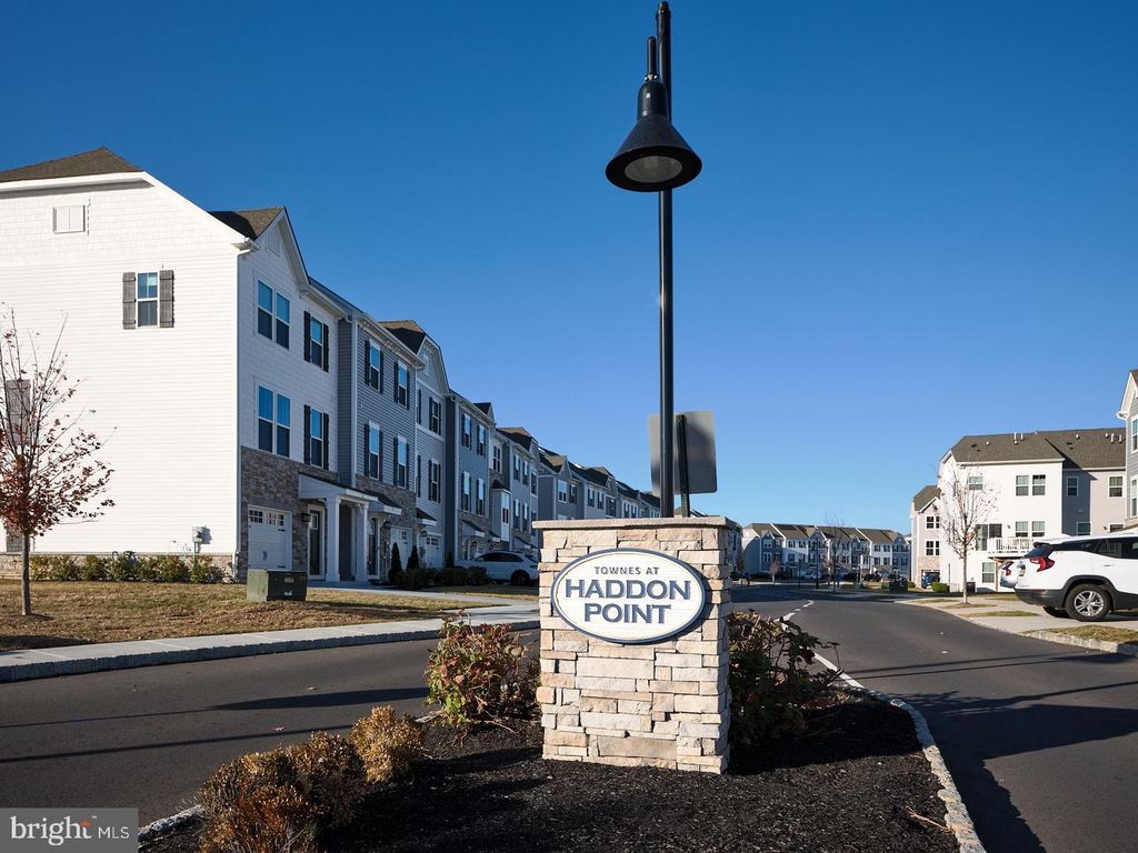 39 ORTIZ DR, Pennsauken, NJ 08110