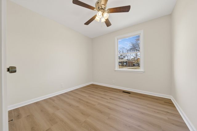 267 Southburn Dr, Hendersonville, TN 37075