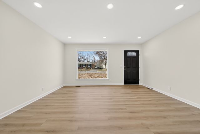 267 Southburn Dr, Hendersonville, TN 37075