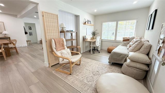 5785 SW 54th Ter 5785, Miami, FL 33155