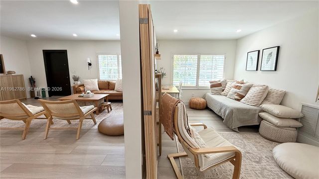 5785 SW 54th Ter 5785, Miami, FL 33155