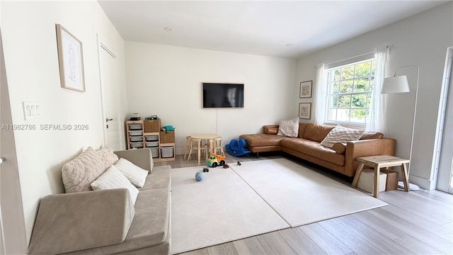 5785 SW 54th Ter 5785, Miami, FL 33155