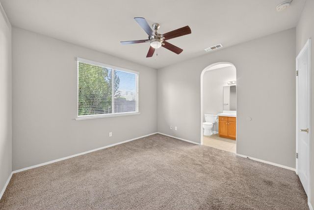 1743 Glen Oban Lane, Clovis, CA 93619