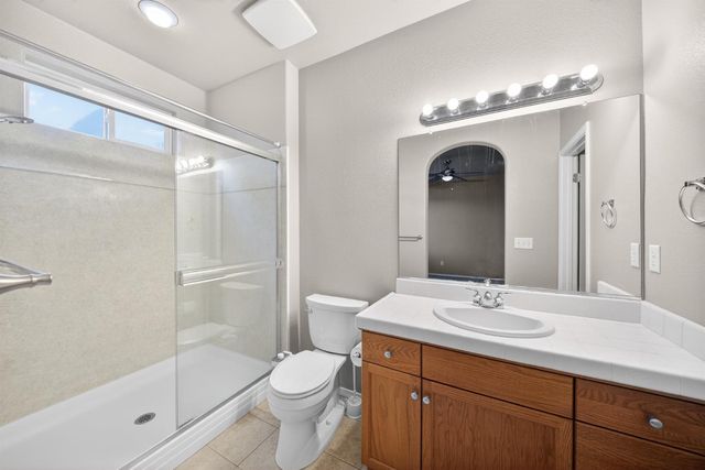 1743 Glen Oban Lane, Clovis, CA 93619