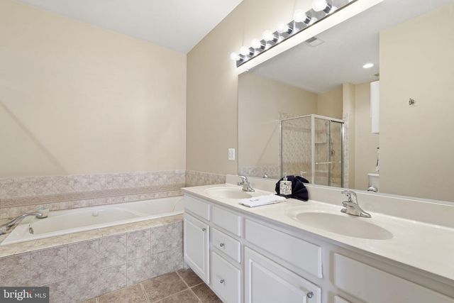 6830 WITTON CIR, Gainesville, VA 20155