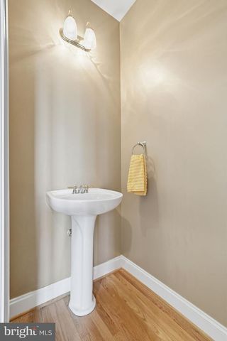 6830 WITTON CIR, Gainesville, VA 20155