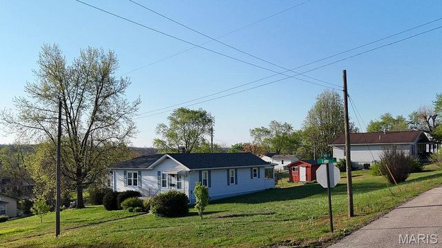 321 Lake Street, De Soto, MO 63020