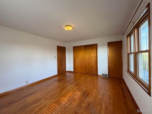 321 Lake Street, De Soto, MO 63020
