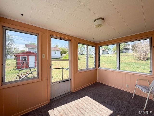 321 Lake Street, De Soto, MO 63020