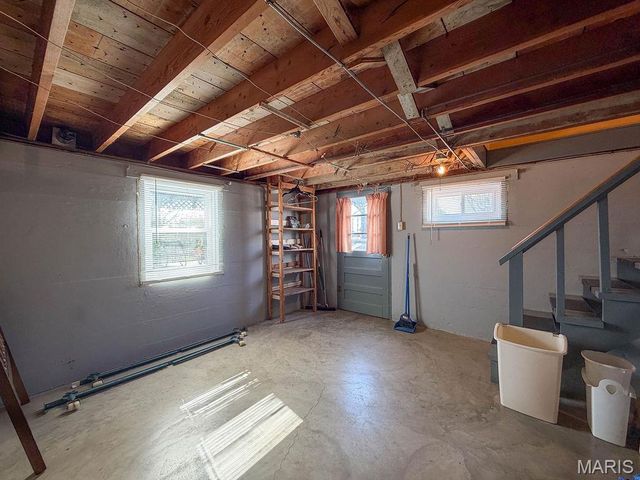 321 Lake Street, De Soto, MO 63020