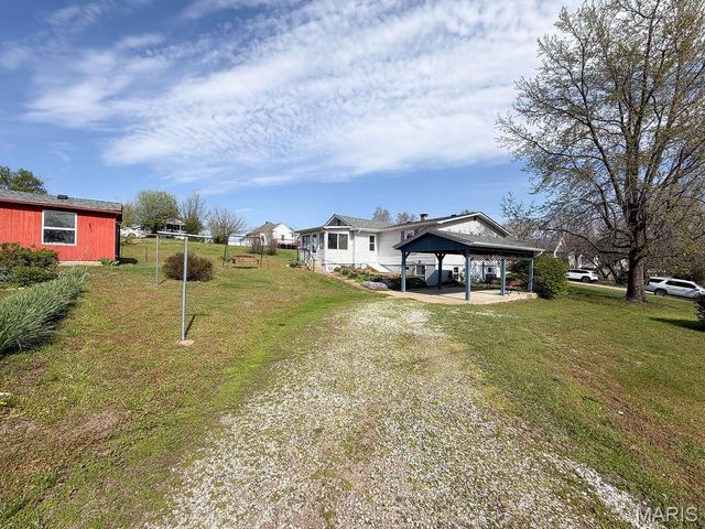 321 Lake Street, De Soto, MO 63020