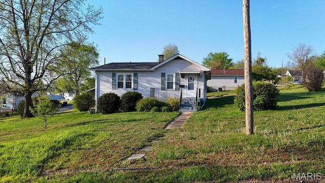 321 Lake Street, De Soto, MO 63020