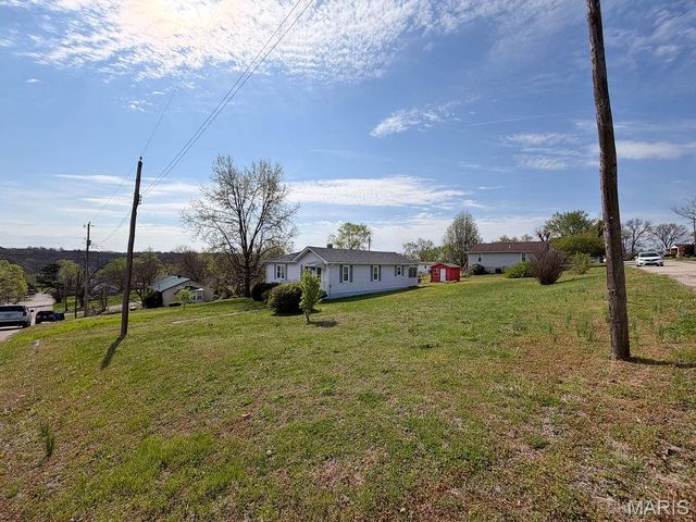 321 Lake Street, De Soto, MO 63020