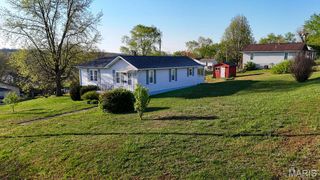 321 Lake Street, De Soto, MO 63020
