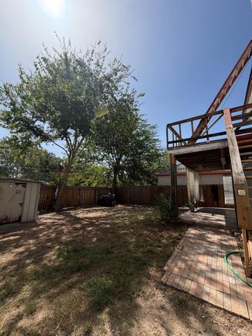 4611 E Castleman DR, Austin, TX 78725