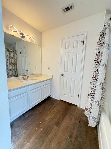 4611 E Castleman DR, Austin, TX 78725