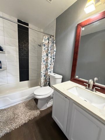 4611 E Castleman DR, Austin, TX 78725