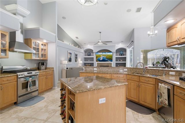 5643 W Chino Drive, Beverly Hills, FL 34465