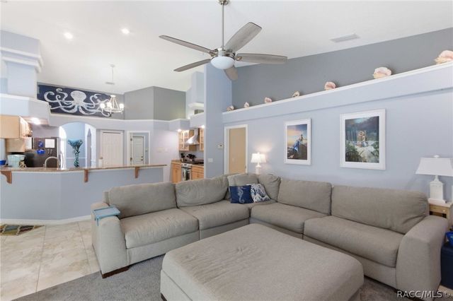 5643 W Chino Drive, Beverly Hills, FL 34465