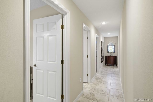 5643 W Chino Drive, Beverly Hills, FL 34465