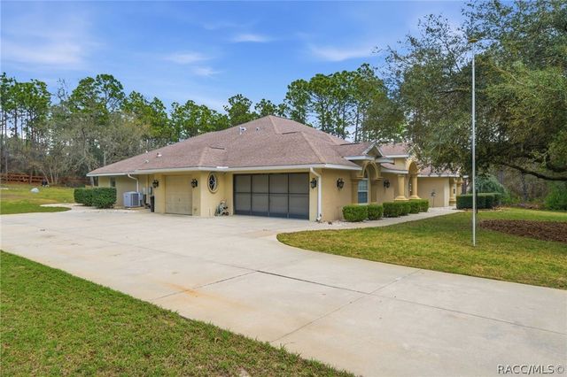 5643 W Chino Drive, Beverly Hills, FL 34465