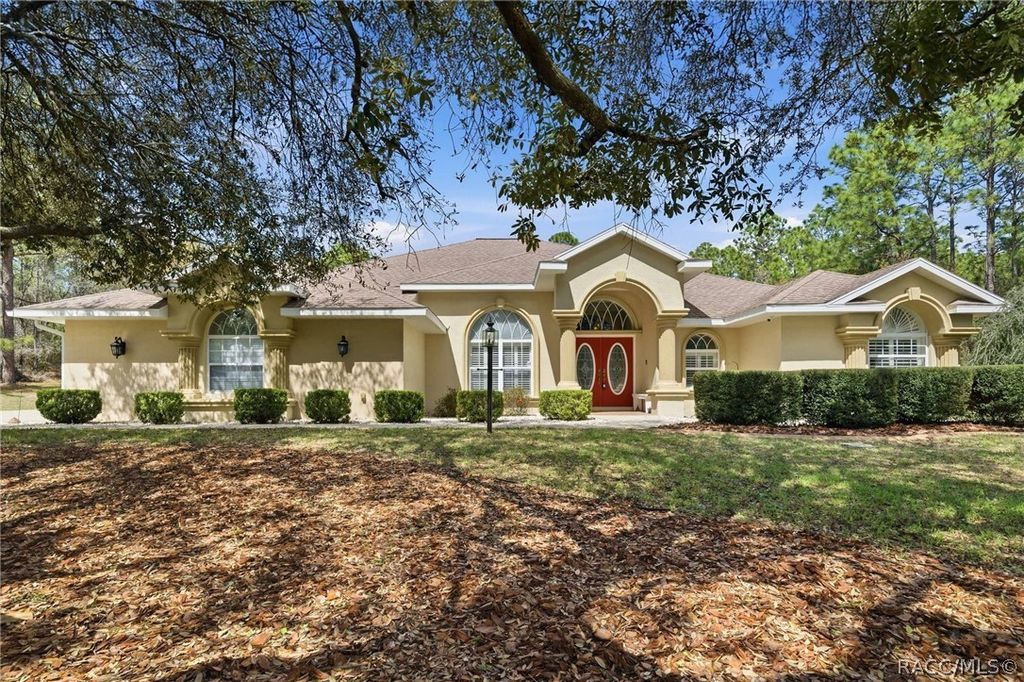 5643 W Chino Drive, Beverly Hills, FL 34465