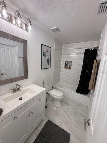 16077 DAWNVIEW DRIVE, Tampa, FL 33624