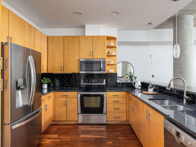 360 Nueces ST 1612, Austin, TX 78701