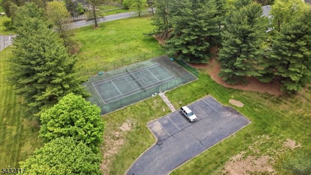 55 Meadowview Dr, Clinton Twp., NJ 08801