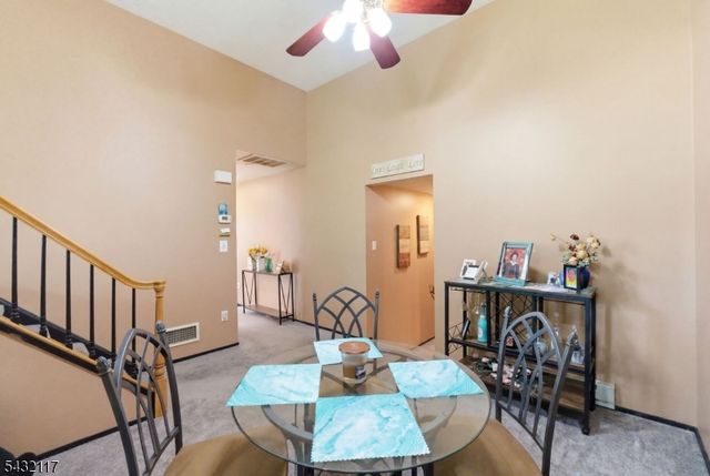 55 Meadowview Dr, Clinton Twp., NJ 08801