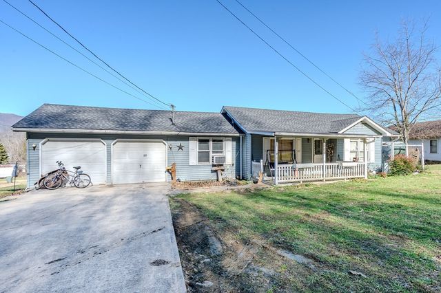 385 Aquone, Andrews, NC 28901