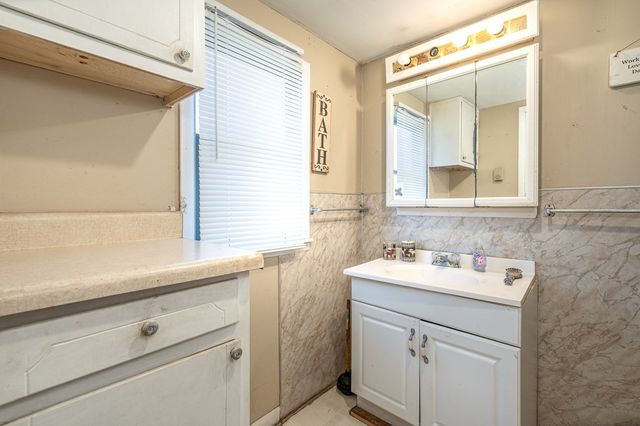 385 Aquone, Andrews, NC 28901