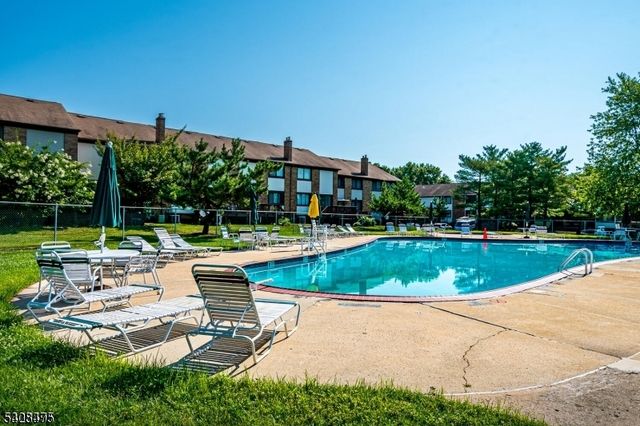1030 Robin Rd, Hillsborough Twp., NJ 08844