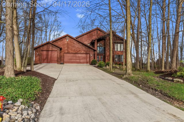 5113 Dye Hill Court, Flint Charter Township, MI 48532