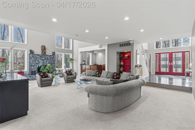 5113 Dye Hill Court, Flint Charter Township, MI 48532