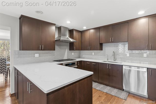 5113 Dye Hill Court, Flint Charter Township, MI 48532