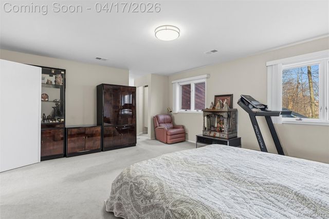 5113 Dye Hill Court, Flint Charter Township, MI 48532