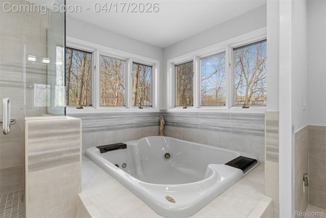 5113 Dye Hill Court, Flint Charter Township, MI 48532